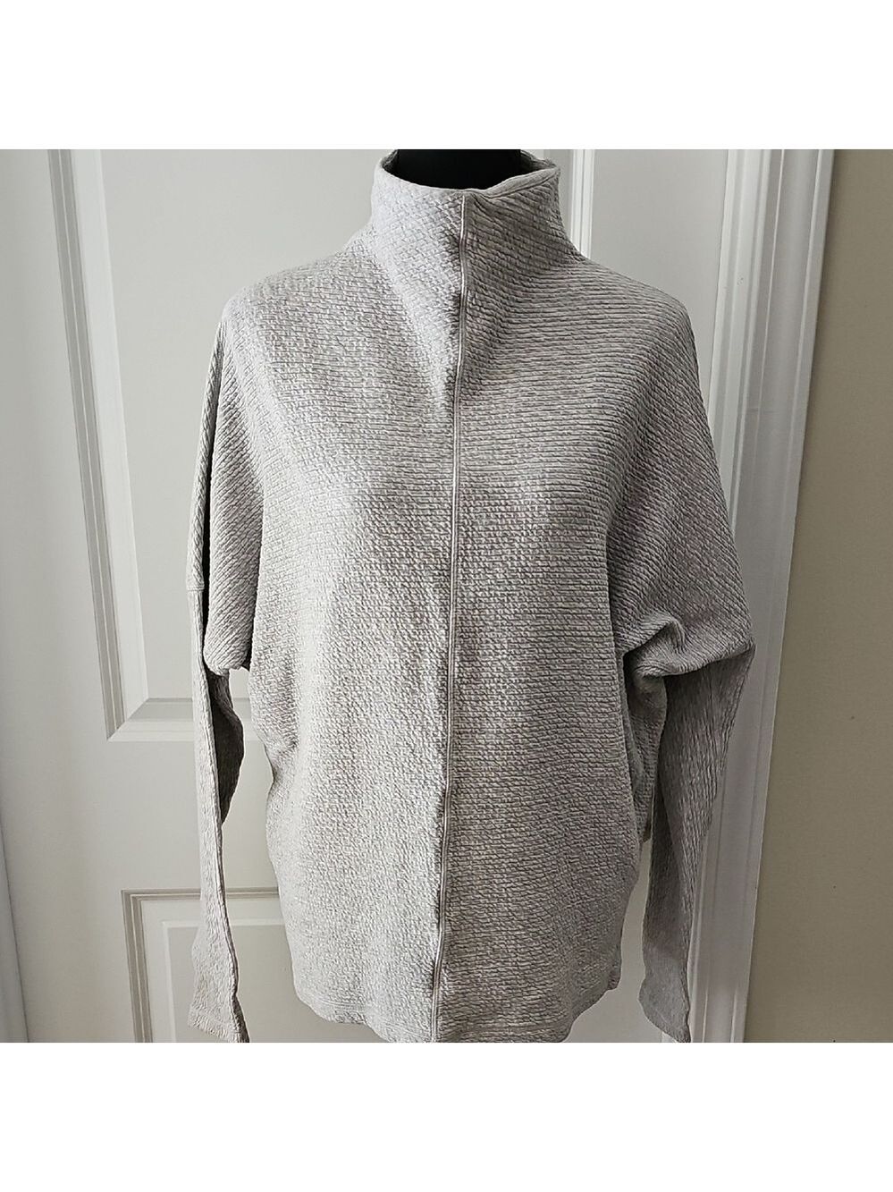 221. Lululemon Along the Way Mock Neck Pullover